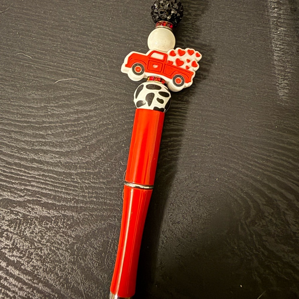 Red truck pen